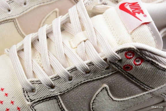 Orewood DV0834-100 Nike Sashiko Dunk Low Light Brown 0811